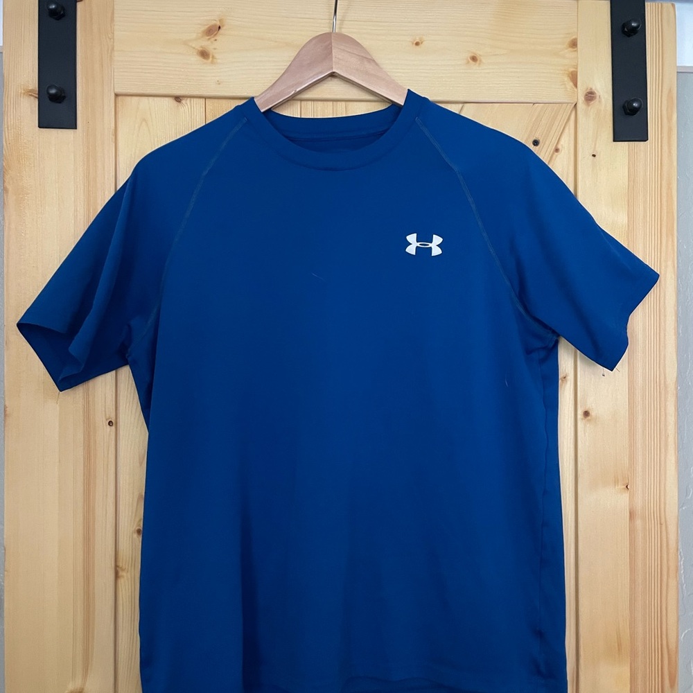 Under Armour Women’s Short Sleeve Athletic Tee in Royal Blue